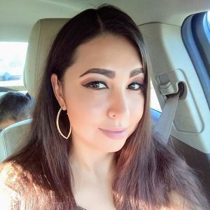 Meet your Posher, Noelia